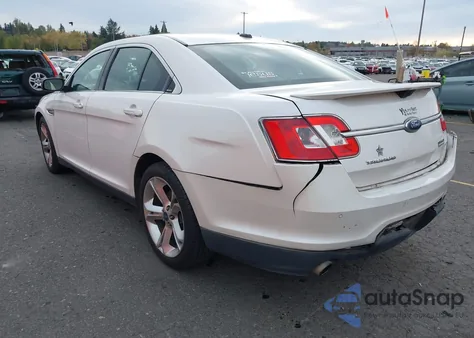 2010 Ford Taurus Sho z USA, uszkodzony, nr VIN 1FAHP2KT0AG110093